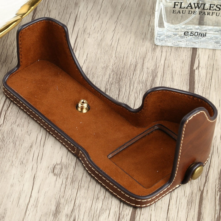 1/4 inch Thread PU Leather Camera Half Case Base for Sony ILCE-7RM4 / A7RM4 / A7R IV, For Sony ILCE-7RM4