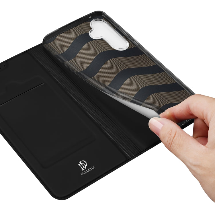 DUX DUCIS Skin Pro Series Flip Leather Phone Case, For Samsung Galaxy A15 5G / 4G, For Samsung Galaxy A55 5G, For Samsung Galaxy A35 5G, For Samsung Galaxy S24 Ultra 5G, For Samsung Galaxy S24+ 5G, For Samsung Galaxy S24 5G
