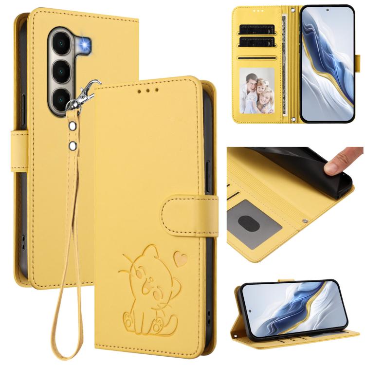 Embossed Heart Cat Leather Phone Case with Hand Strap, For Itel A200 4G / A200+ 4G, For Itel A95 5G, For Itel S18 / Vision 5, For Itel A90 4G