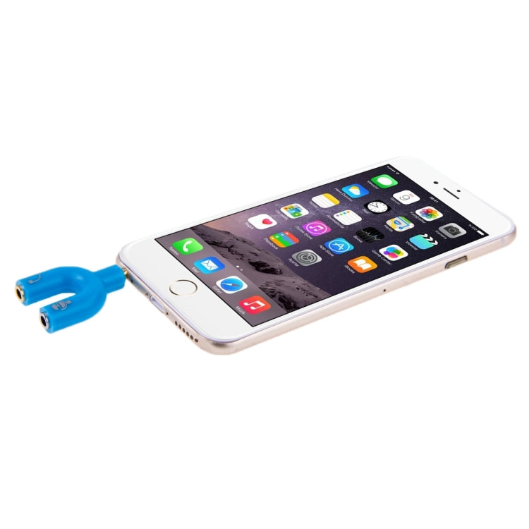 3.5mm Stereo Male to 3.5mm Headphone & Mic Female Splitter Adapter